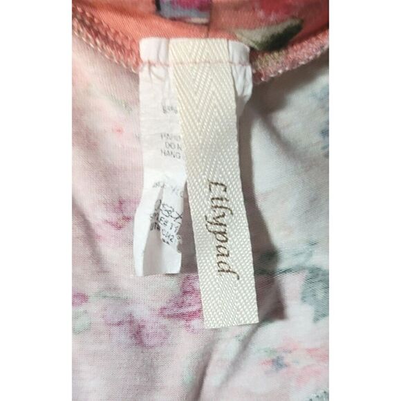 Lilypad Floral and Stripped Top - Size M - Picture 7 of 7